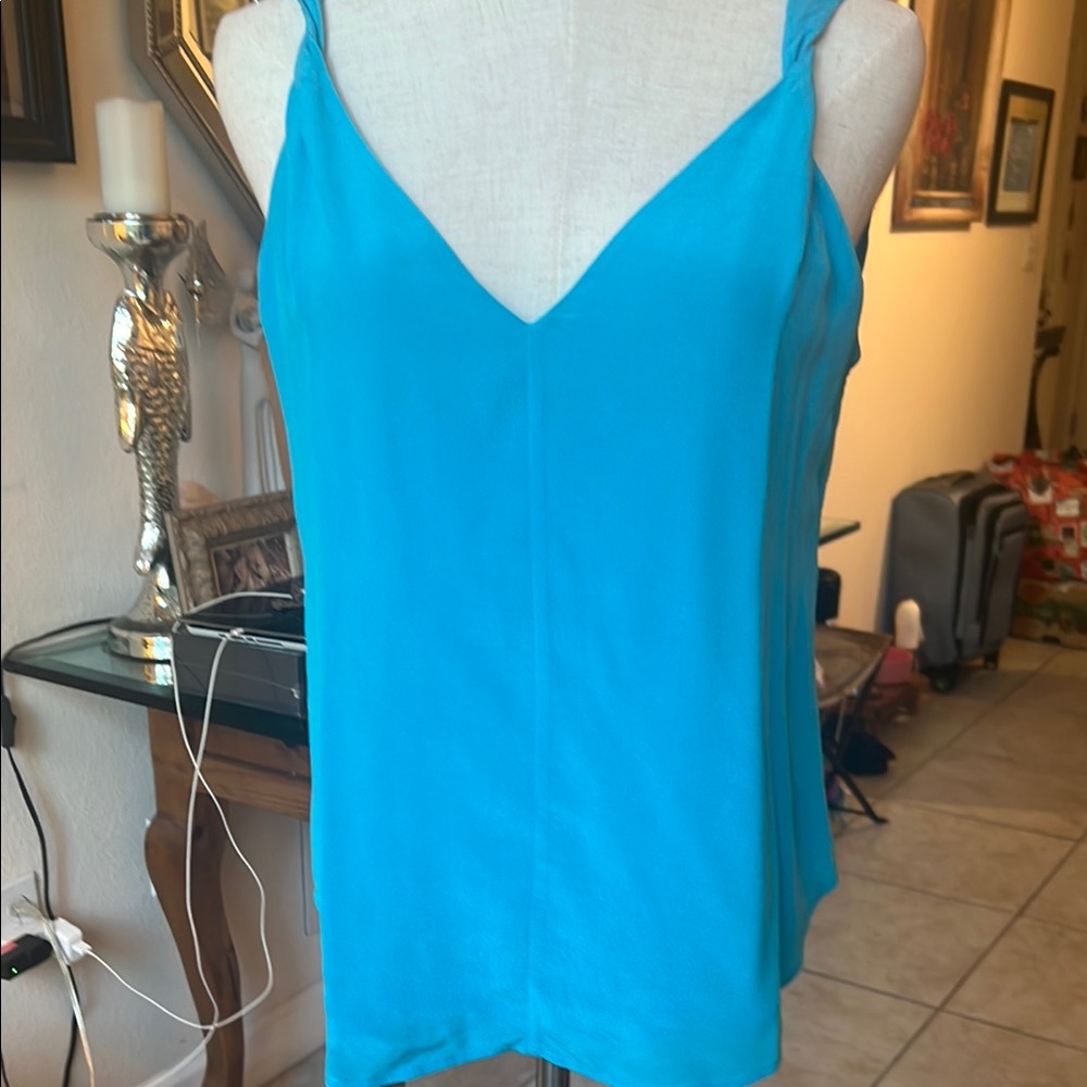 Aqua Blue Women's V-Neck sleeveless Top Banana Republic